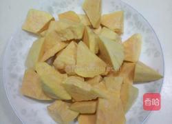 拔丝地瓜的做法图解1