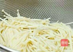 葱香辣味金菇的做法图解3