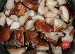 香菇炒肉的做法图解4