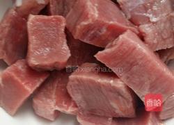 牛肉炖土豆的做法图解2