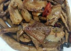 茶树菇五花肉