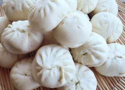 红豆包、烤肠卷