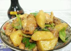 土豆烧鸡块