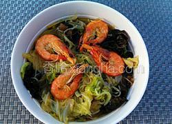 白菜叶鲜虾粉丝煲