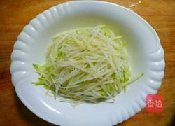 凉拌萝卜丝的做法图解3