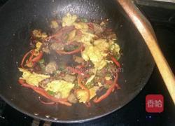 椒丝肉片炒面的做法图解9