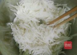 包子（萝卜粉丝馅的）12个量的做法图解2