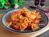 虾仁香肠蝴蝶意面的做法[图]