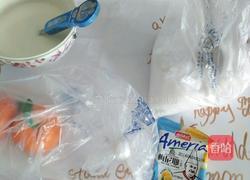 梅尼耶末橘子酸奶块的做法图解1