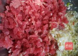 香菜手切猪肉大包的做法图解2