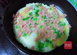 火腿鸡蛋饼的做法图解5