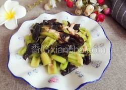 芹菜木耳炒肉