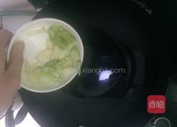 西葫芦炒肉的做法图解3