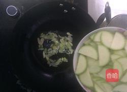 西葫芦炒肉的做法图解5