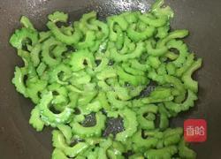 清炒苦瓜的做法图解5