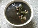 艾草黑豆芝麻老鸡瘦肉汤的做法[图]