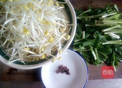 豆芽炒韭菜的做法图解1