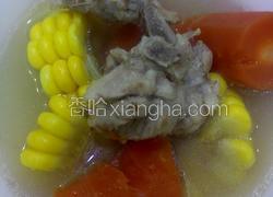 玉米胡萝卜排骨汤