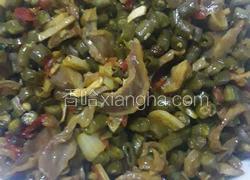 酸豆角炒鸡胗