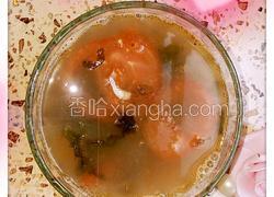 西红柿虾米紫菜汤