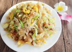 鸡蛋圆白菜炒饼