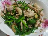 韭菜花炒鲜鱿