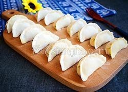 白菜肉饺子