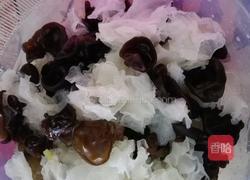 豆皮炒双耳的做法图解5