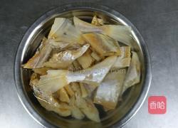 葱姜咸鱼的做法图解1