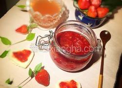 纯手工自制大果粒草莓果酱+杜绝浪费滴草莓特饮