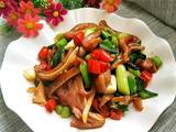 辣炒猪耳的做法[图]