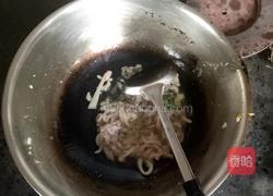 芹菜炒肉丝的做法图解3