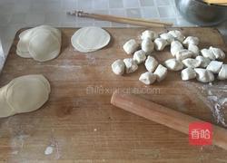 猪肉芹菜饺子的做法图解5