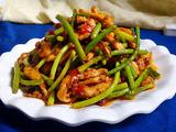 蒜薹鸡肉丝