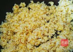 酱油炒饭的做法图解4