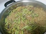 豆角蒸面条
