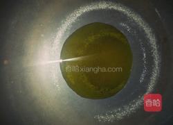 早餐皮蛋粥＋煎包子的做法图解4