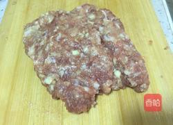 排骨苦瓜塞肉末炖汤的做法图解1