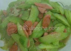 火腿肠炒黄瓜