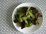 素炒瓜片木耳尖椒的做法[图]
