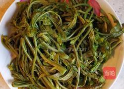 香椿炒鸡蛋的做法图解1