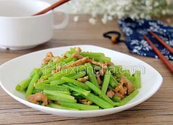 芹菜炒肉
