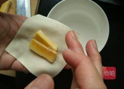 香酥香蕉馄饨的做法图解3