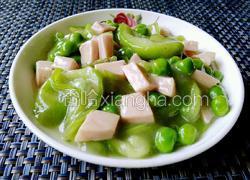 豌豆蛋清肠烩丝瓜