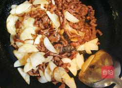 茭白炒肉的做法图解6
