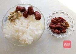 红枣香妃银耳羹的做法图解1