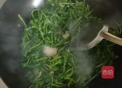 蒜香乌尼头（本地的一种野菜）的做法图解4