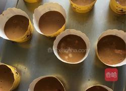 纸杯草莓麦芬的做法图解6