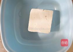 凉拌豆腐的做法图解1