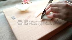 炒素面的做法图解3